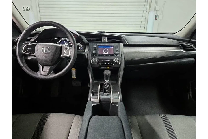 $16998 : Honda Civic 2016 LX 4dr Seda image 9