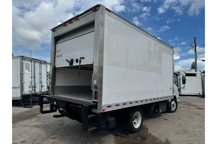 ISUZU NPR 16FT REEFER STK 1925 image 2