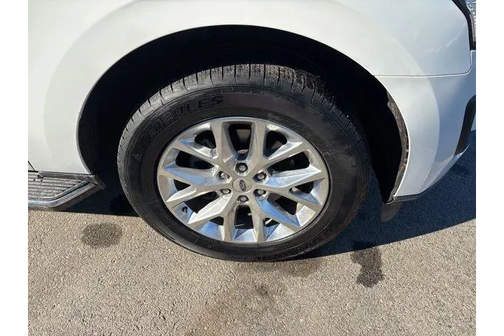 $35999 : Ford Expedition 2021 4x4 XLT image 9