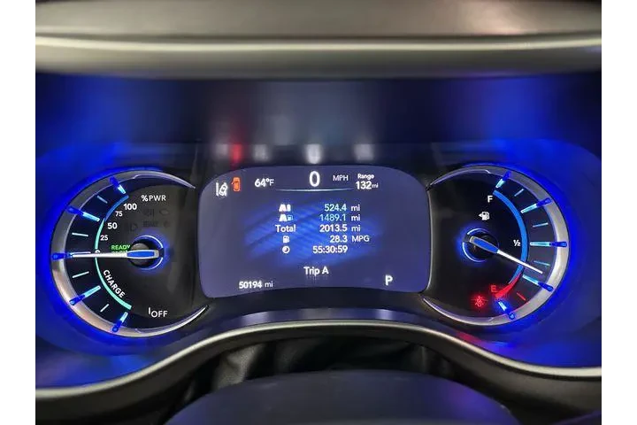 $27295 : Chrysler Pacifica Plug-In Hy image 7