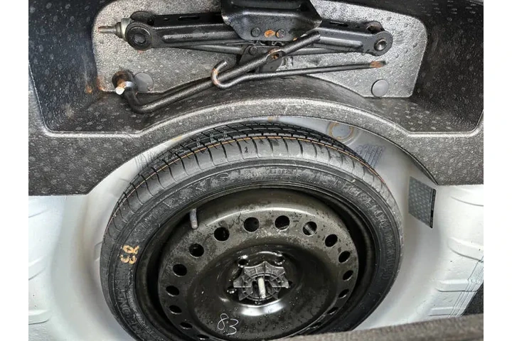 2018 Impala LT image 8