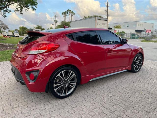 $9800 : Hyundai Veloster 2017 image 4