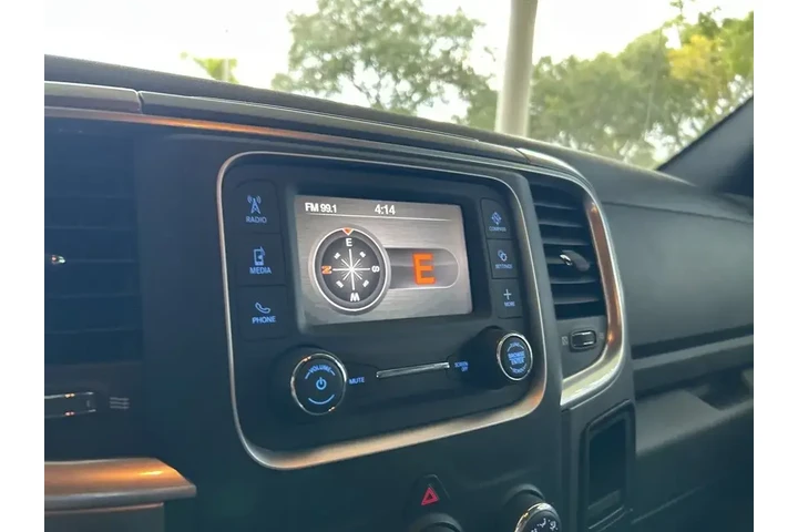 $26744 : Ram 1500 Classic 2024 4x4 Wa image 9