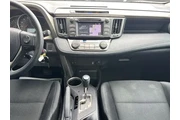 $14897 : Toyota RAV4 2015 XLE 4dr SUV thumbnail