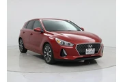 Hyundai ELANTRA GT 2019 4dr en Fresno