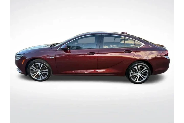 $12999 : 2019 Regal Sportback Essence image 5