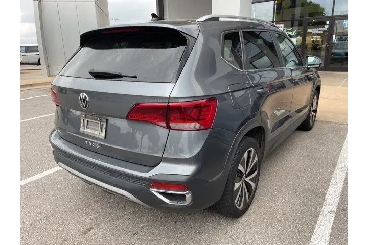 $19432 : Volkswagen Taos 2023 SE 4dr image 7