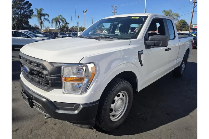 $27950 : Ford F-150 2021 4x4 XL 4dr S image 1