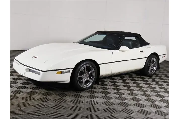 $12899 : Chevrolet Corvette 1986 2dr image 3