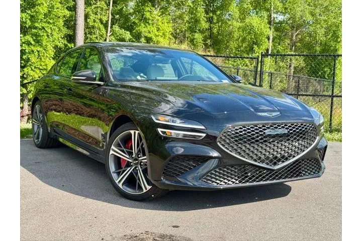$37835 : Genesis G70 2025 2.5T Standa image 1