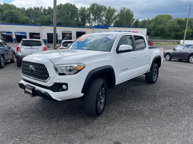 $22990 : 2018 Tacoma image 7