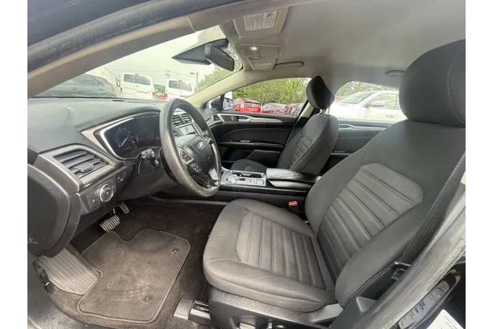 $12495 : 2020 Fusion SE image 9