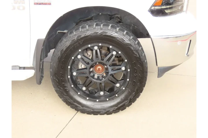 Ram 1500 2017 4x4 SLT 4dr Qu image 9