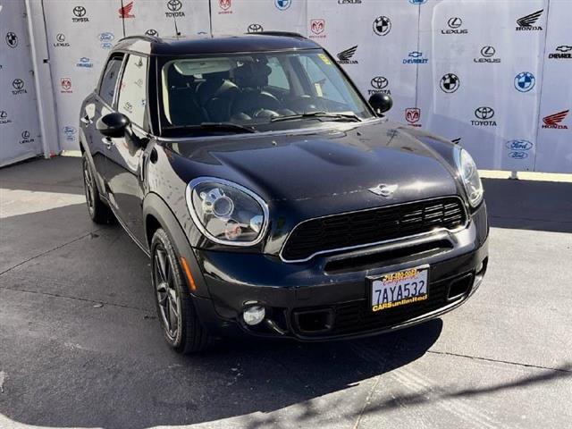 $11995 : Used 2013 Cooper Countryman F image 1