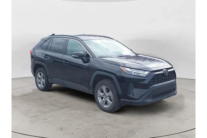 $34888 : Toyota RAV4 2024 AWD XLE 4dr image 7