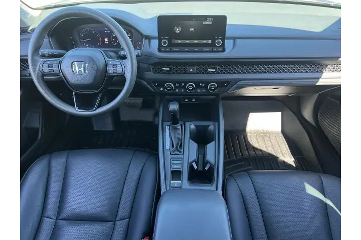 $25994 : Honda Accord 2024 EX 4dr Sed image 6