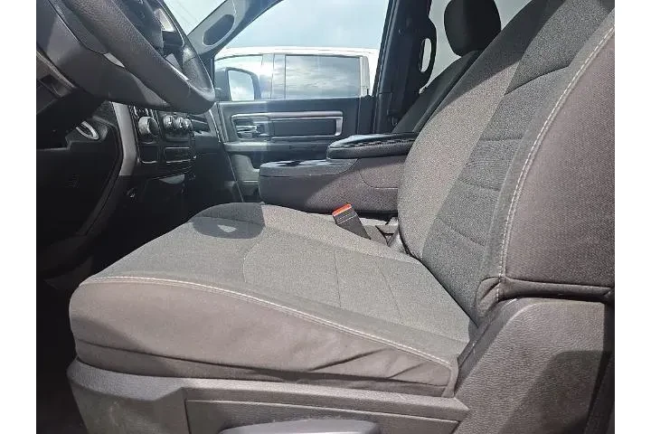 $29142 : Ram 1500 Classic 2024 4x2 SL image 5