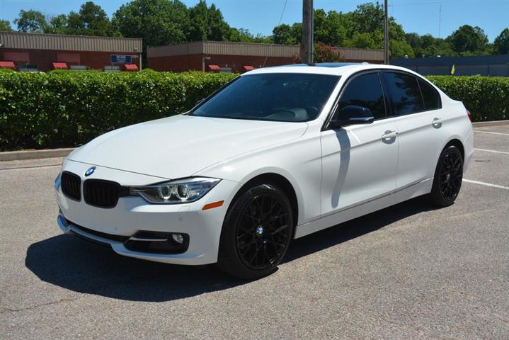 2015 BMW 3 Series 328i xDrive image 1