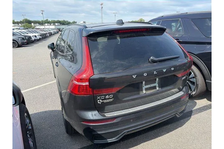 $39992 : Volvo XC60 2024 AWD B5 Ultim image 10