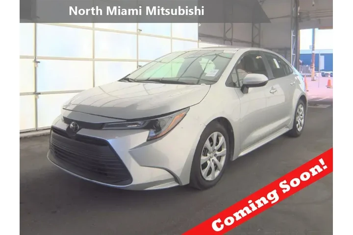 $18690 : Toyota Corolla 2024 LE 4dr S image 1