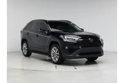 Toyota RAV4 2021 XLE Premium en Hialeah