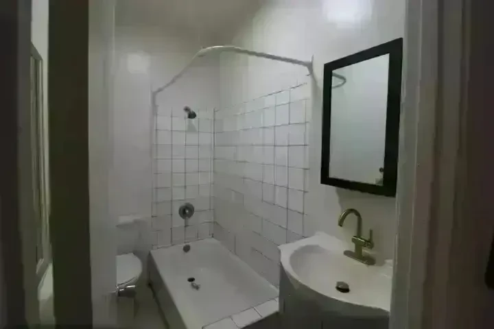 $1379 : LA. APARTAMENTO SINGLE image 4