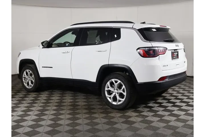 $19793 : Jeep Compass 2024 4x4 Latitu image 6