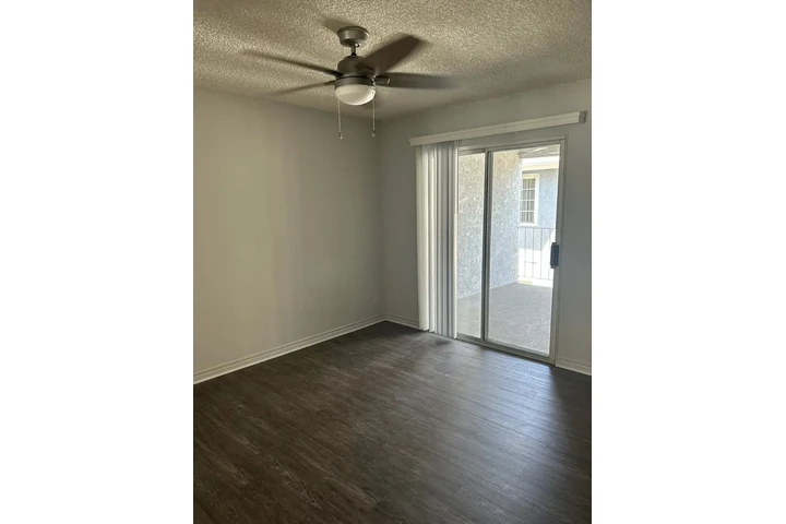 $1300 : Apartments available image 6