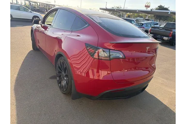 $28900 : Tesla Model Y 2022 AWD Perfo image 3