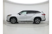 $38998 : Toyota Highlander 2023 XLE 4 thumbnail