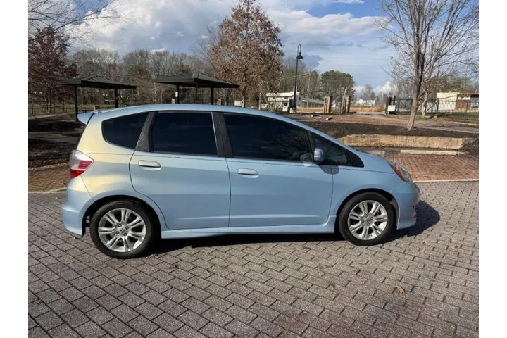 $4000 : 2010 Fit Sport image 7