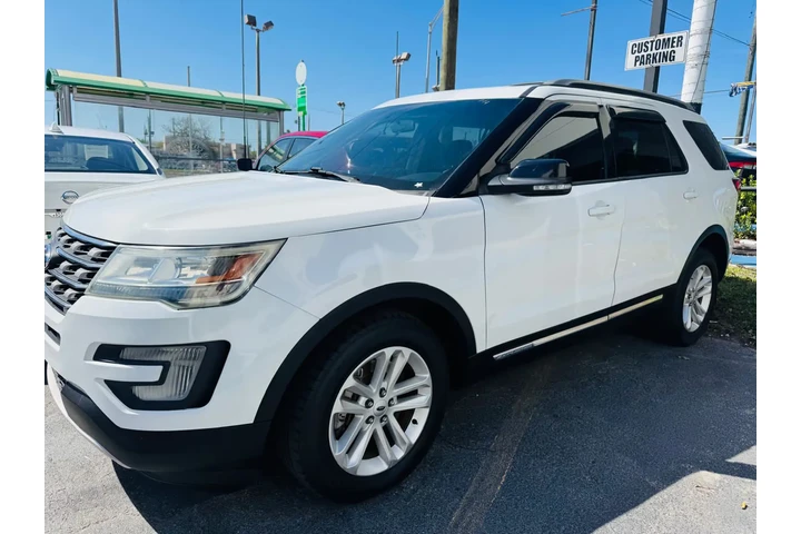 $14000 : Ford Explorer XLT Sport image 6