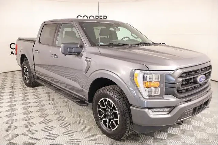 $36459 : Ford F-150 2022 4x4 XLT 4dr image 1