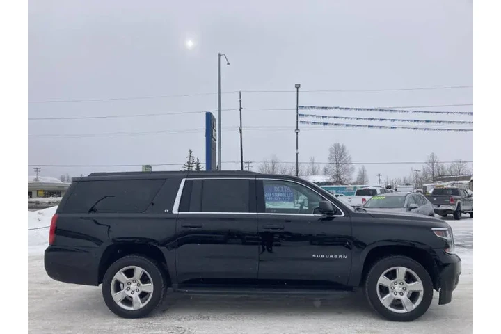 $23397 : 2019 Suburban LT image 5