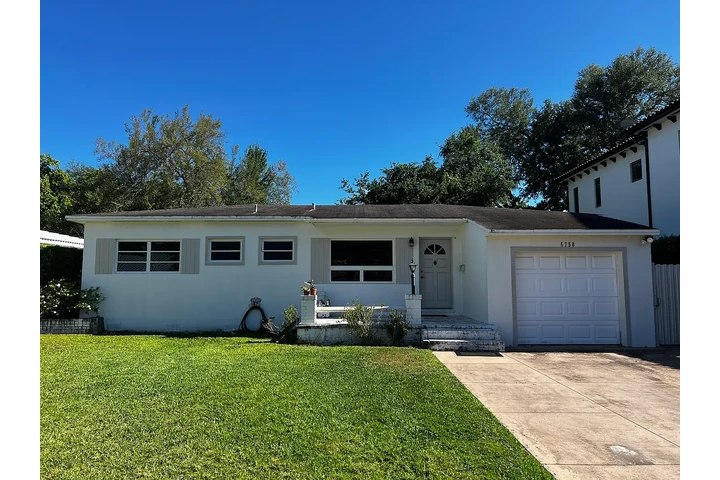 $1100 : Location! Location! Location! image 1