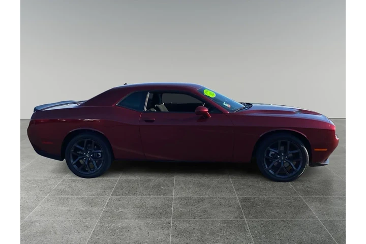$30615 : Dodge Challenger 2021 SXT 2d image 6