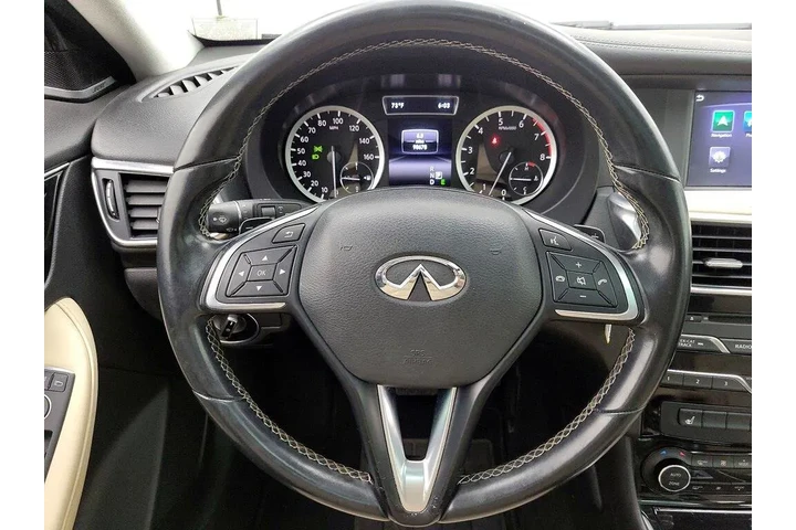 $13998 : INFINITI QX30 2017 Premium 4 image 10