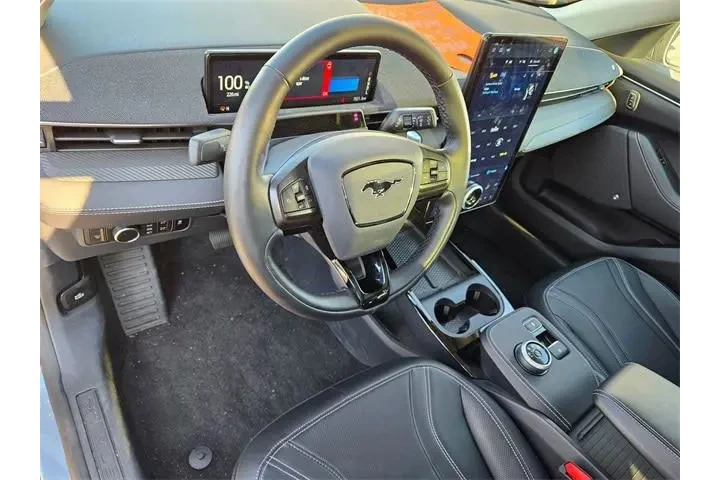 $33988 : Ford Mustang Mach-E 2024 Pre image 10