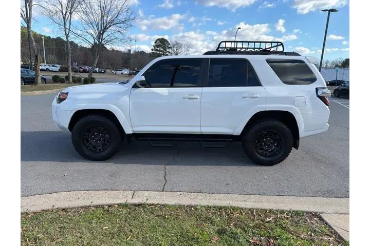 $38219 : Toyota 4Runner 2021 4x4 Trai image 4