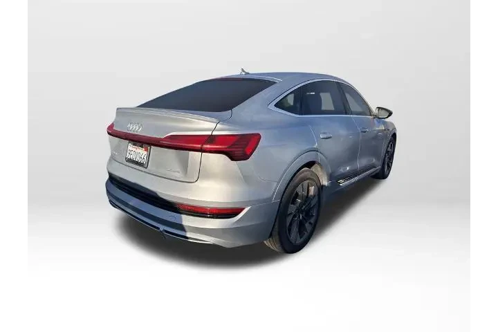 $28580 : Audi e-tron Sportback 2022 A image 3