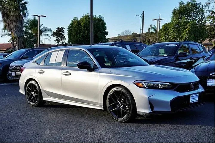 $24997 : Honda Civic 2025 Sport 4dr S image 6