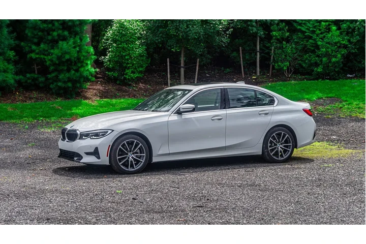 $19995 : BMW 3 Series 2021 AWD 330i x image 3