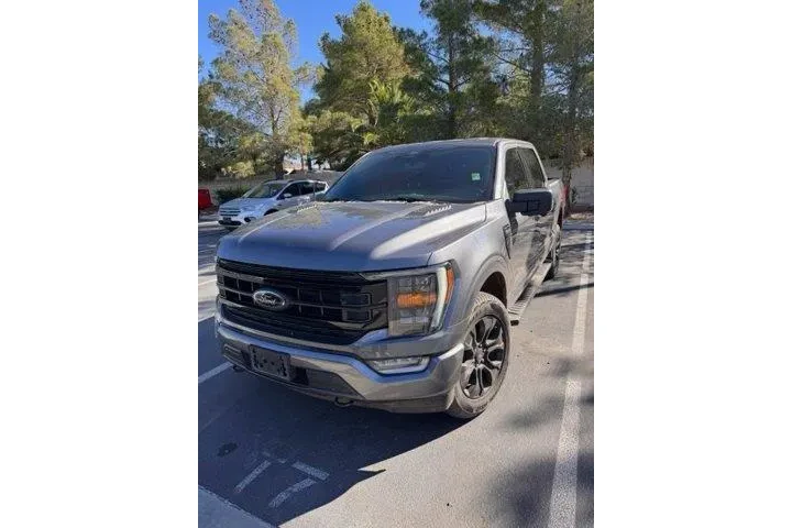 $39834 : Ford F-150 2022 4x4 XLT 4dr image 1