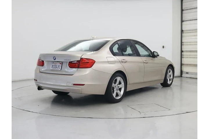 $11998 : BMW 3 Series 2015 320i 4dr S image 8