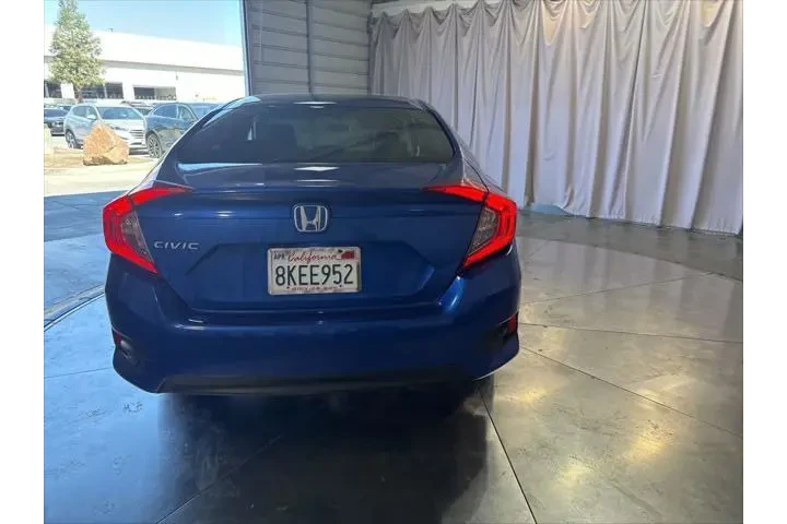 $12699 : Honda Civic 2016 LX 4dr Seda image 6