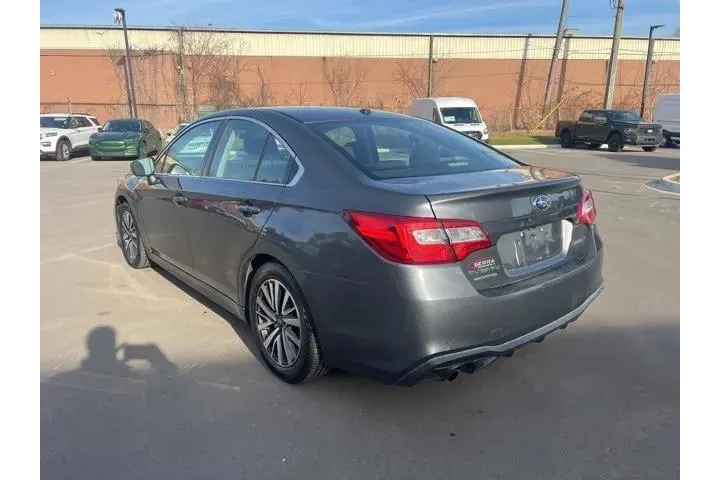 $16930 : Subaru Legacy 2019 AWD 2.5i image 7