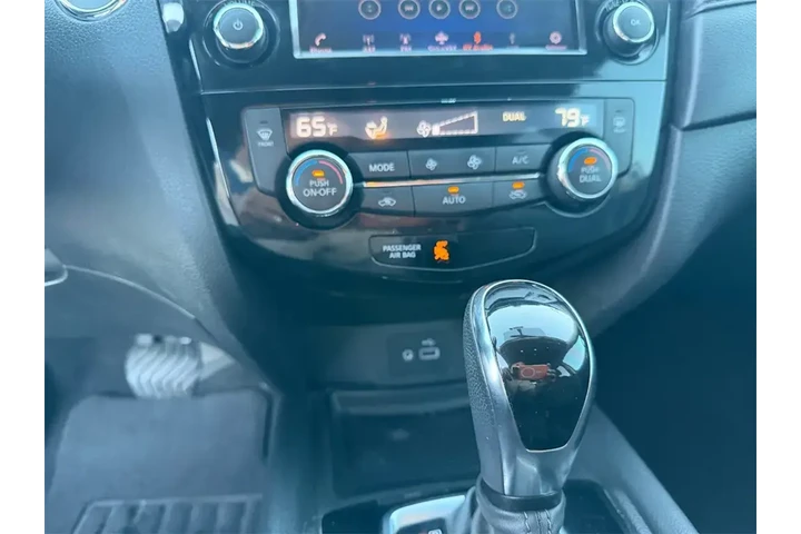 $12000 : Nissan Rogue 2018 AWD S 4dr image 7