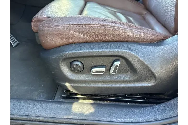 $16000 : Audi Q3 2018 2.0T Premium 4d image 8