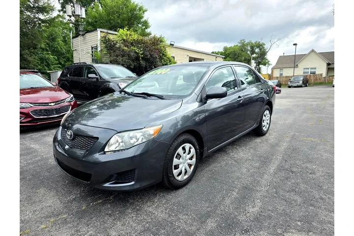 $6900 : 2010 Corolla Base 5-Speed MT image 4