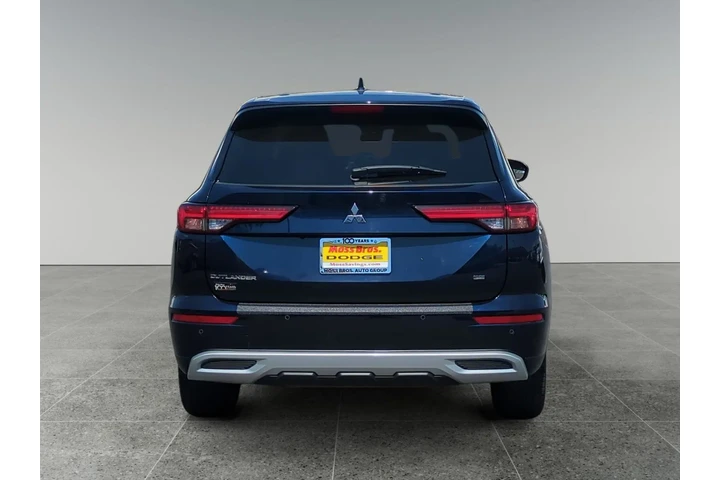 $32343 : Mitsubishi Outlander 2024 image 4